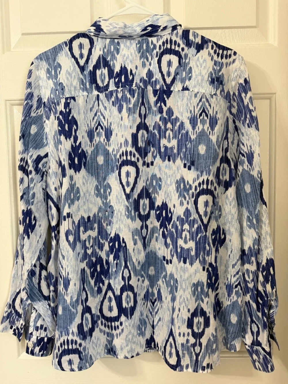 Chico's No Iron Linen Long Sleeve Button Up Tunic in blue & white Ikat Print - Picture 6 of 6